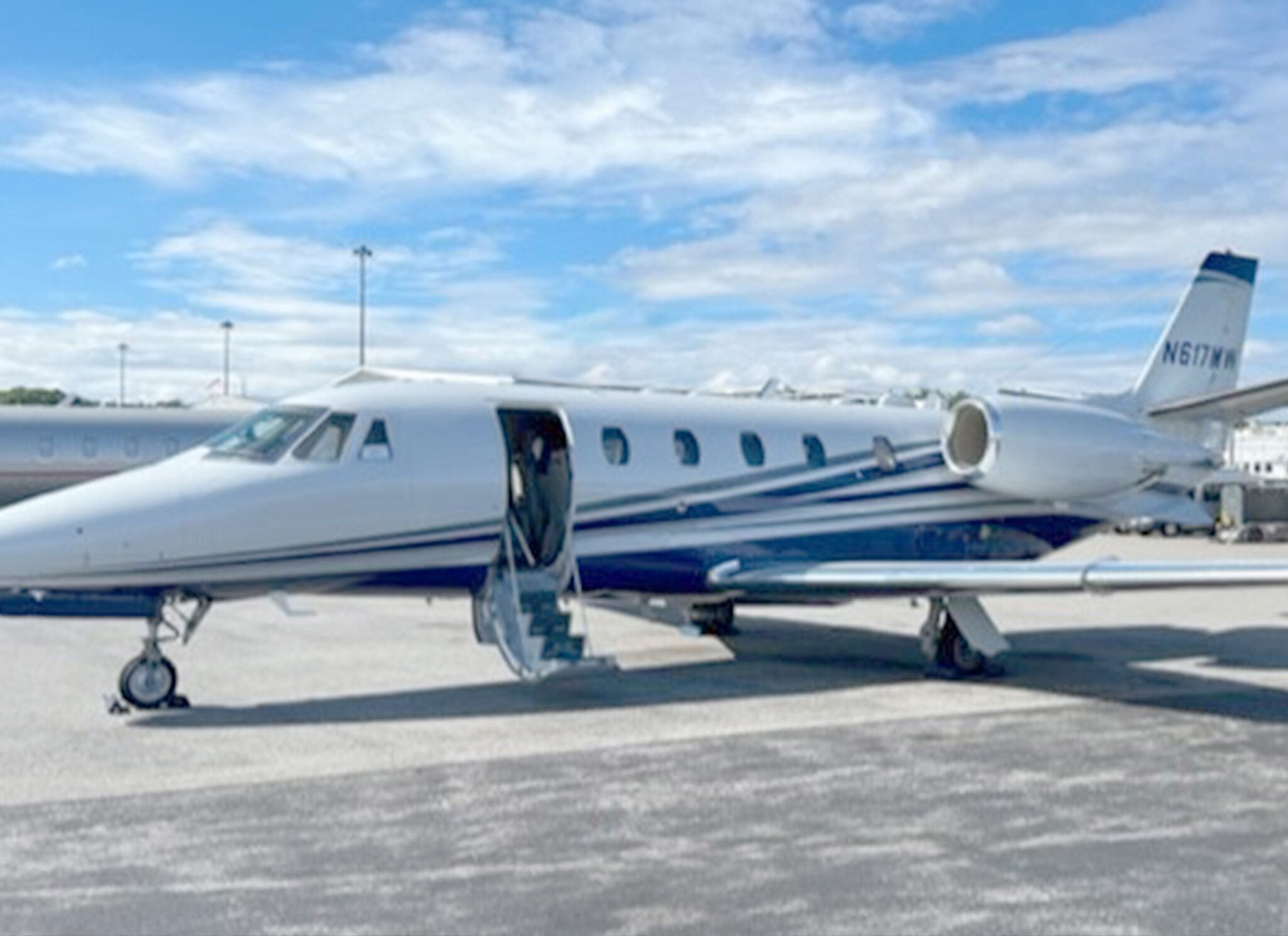 N617MW